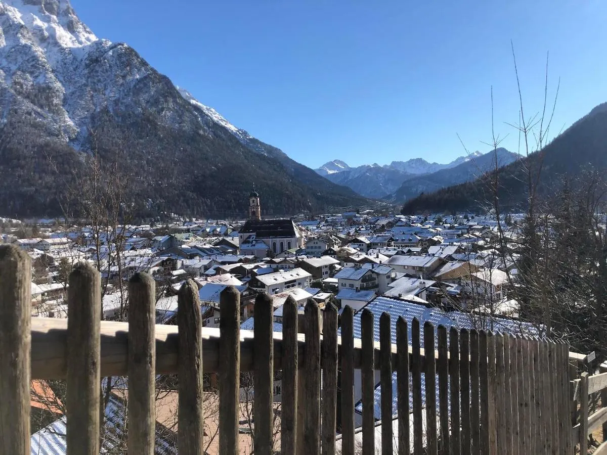 Evelyn - Haus Karwendel, Ferienwohnung Mittenwald