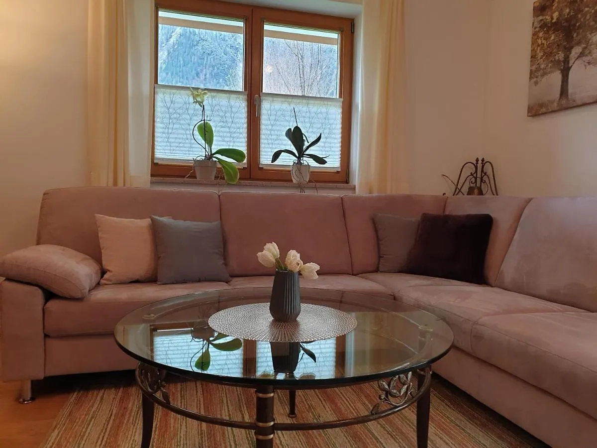Evelyn - Haus Karwendel, Ferienwohnung Mittenwald